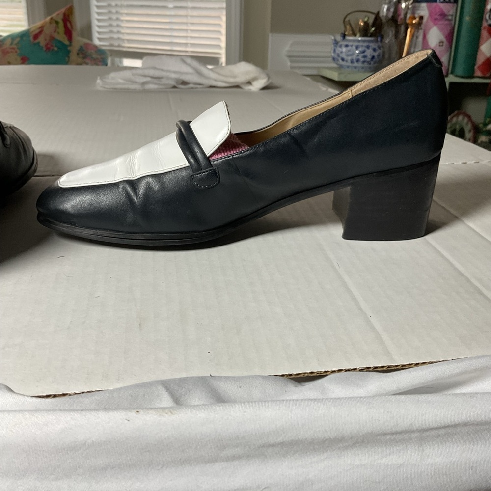 90s Jones New York Black and White loafer with chunky heel - Picture 4 of 7